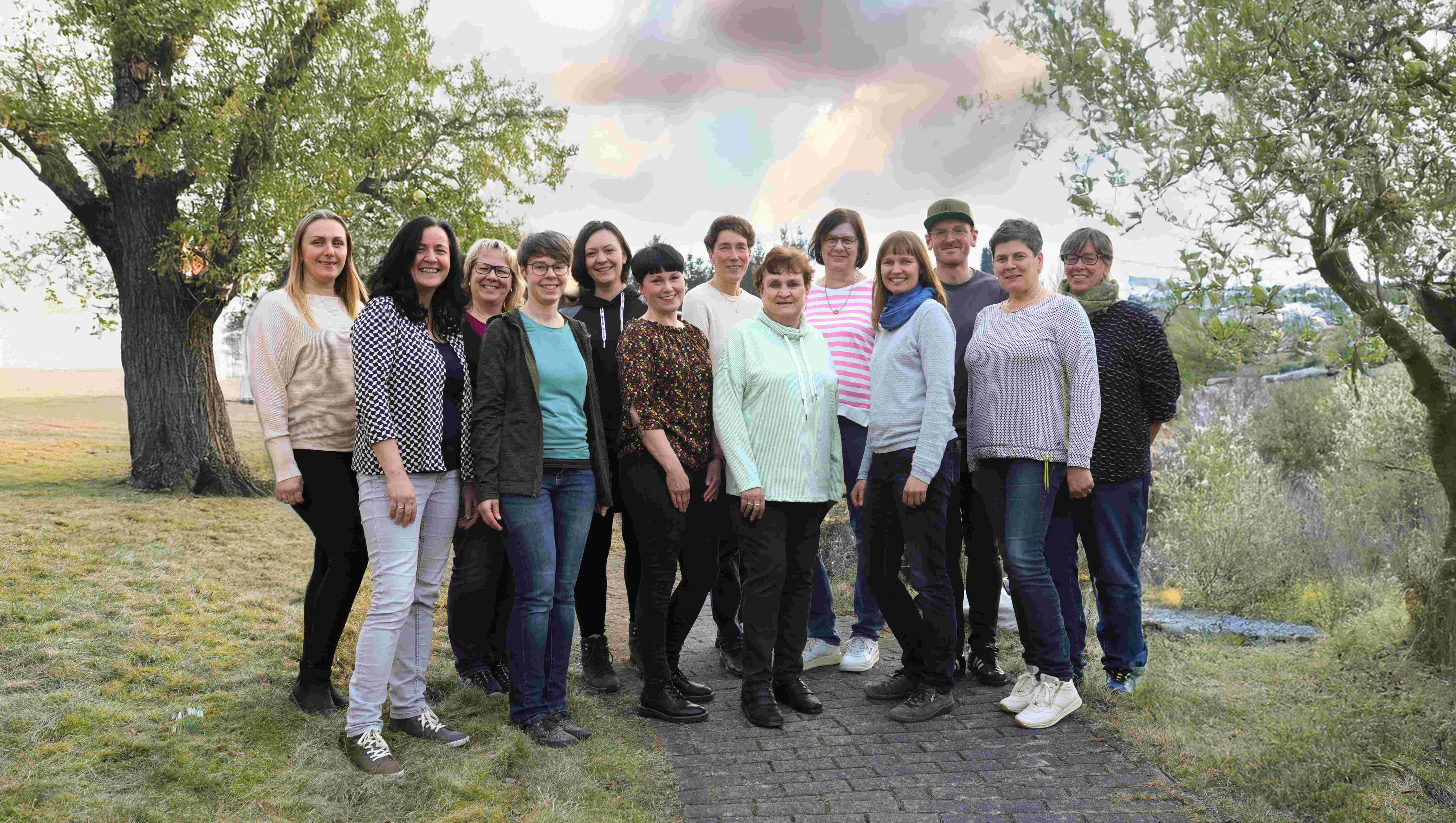 Gruppenbild der Mitarbeitenden der Kita Sonnenschein
